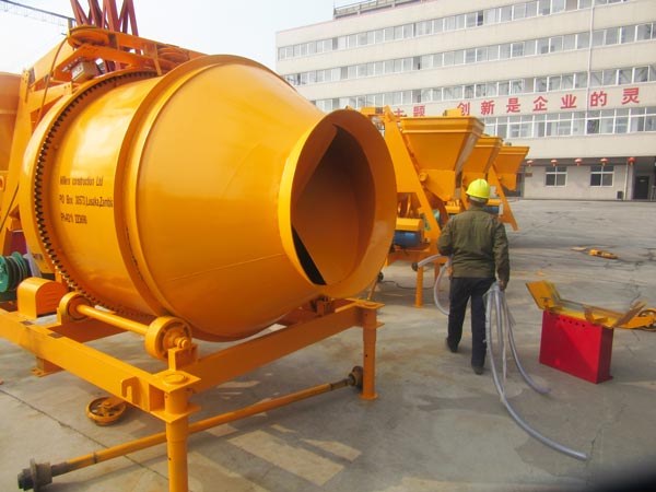 electric portable concrete mixer