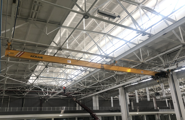 underhung crane